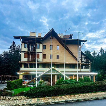 Hotel Iceberg Borovets Bagian luar foto
