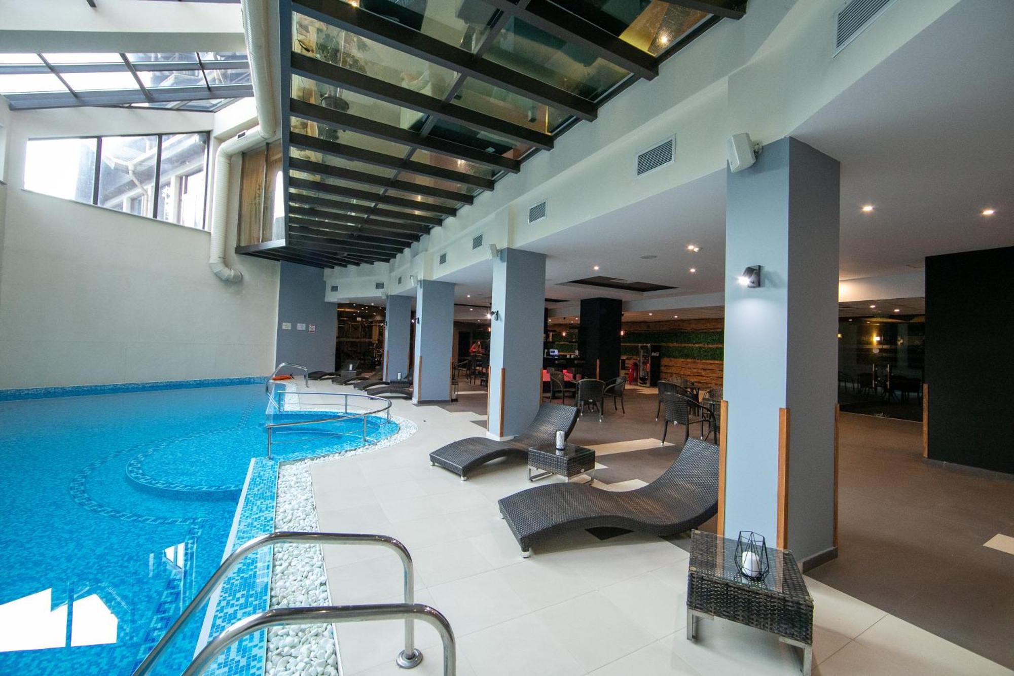 Hotel Iceberg Borovets Bagian luar foto