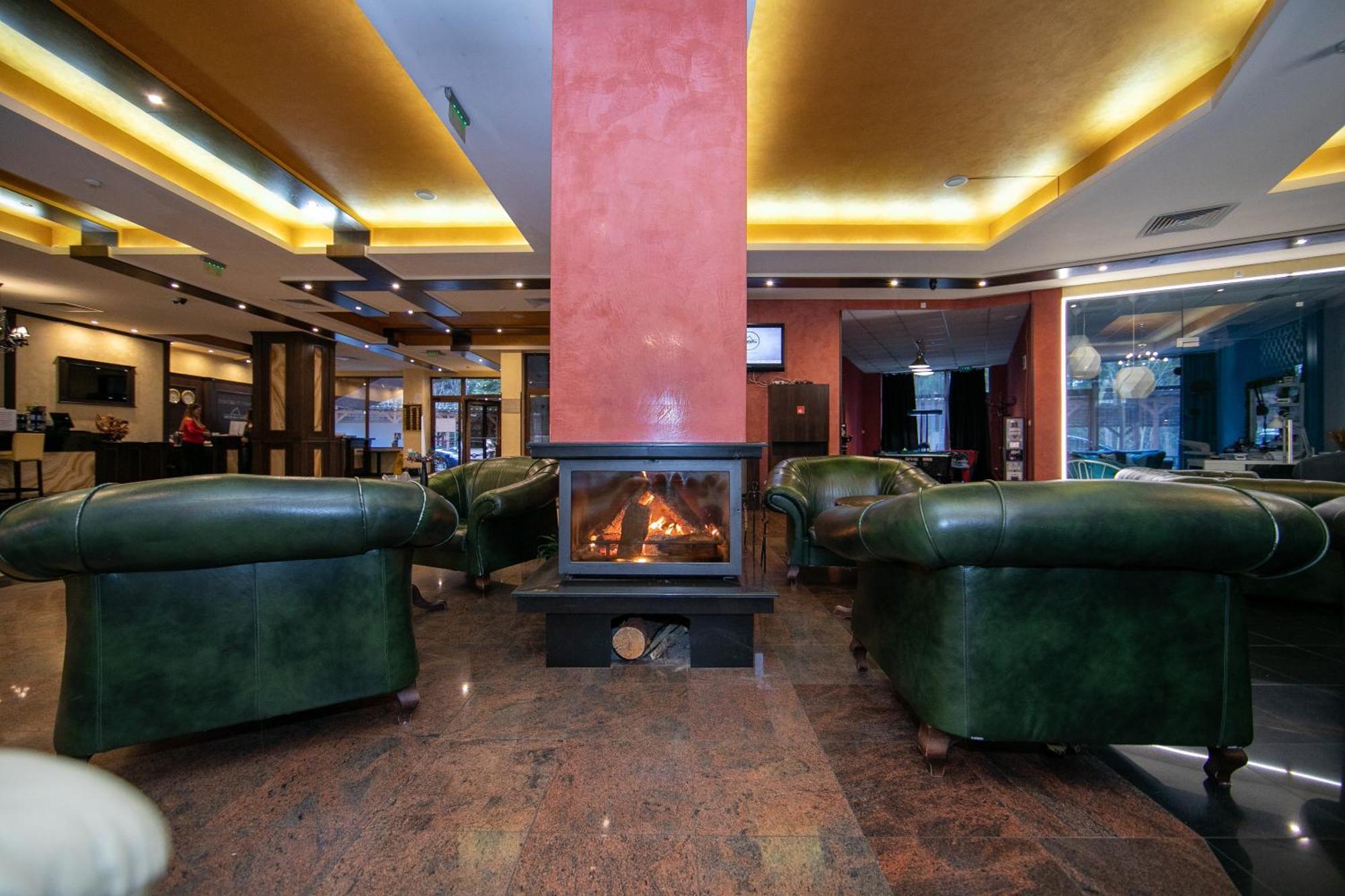 Hotel Iceberg Borovets Bagian luar foto