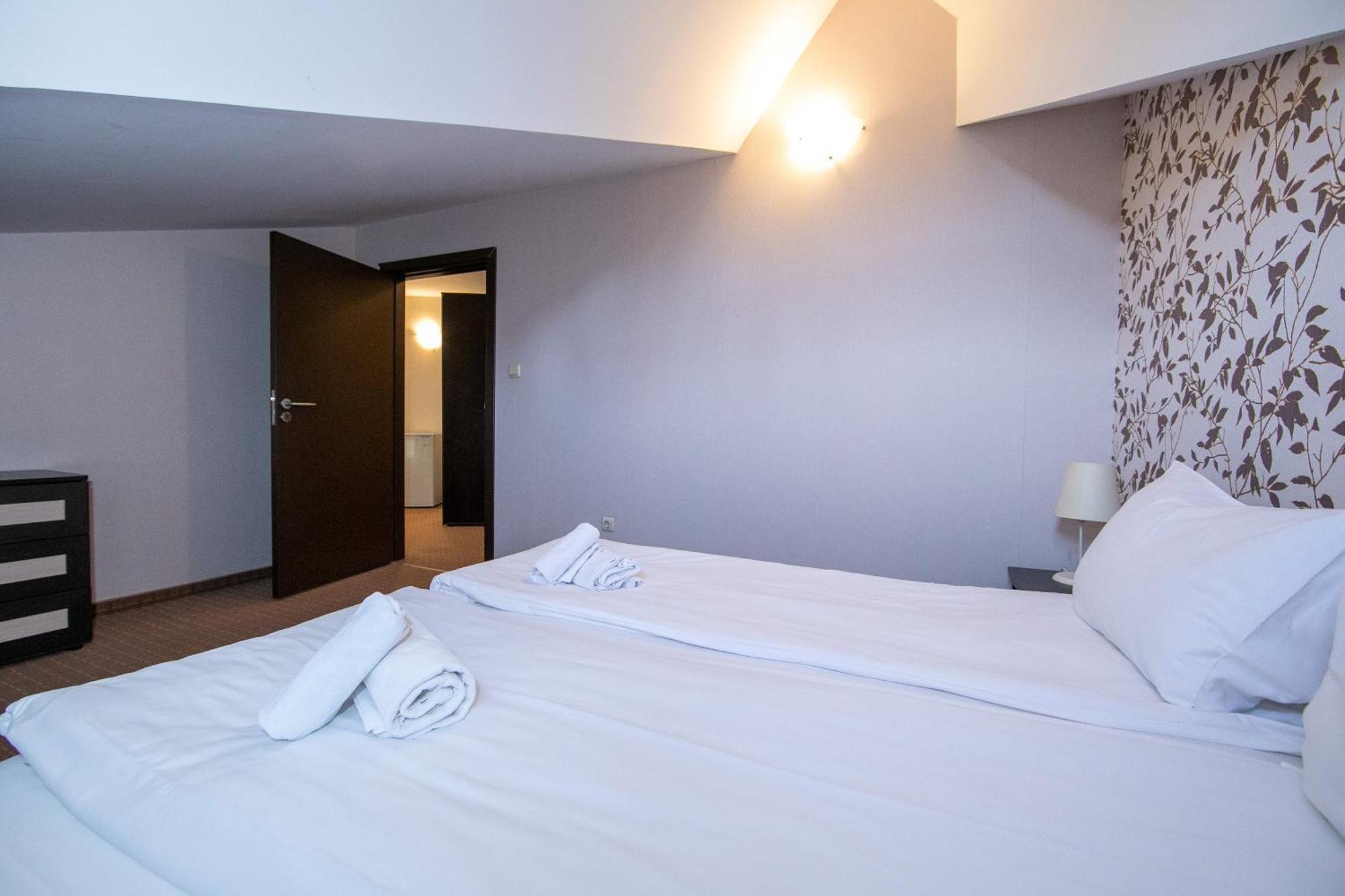 Hotel Iceberg Borovets Bagian luar foto